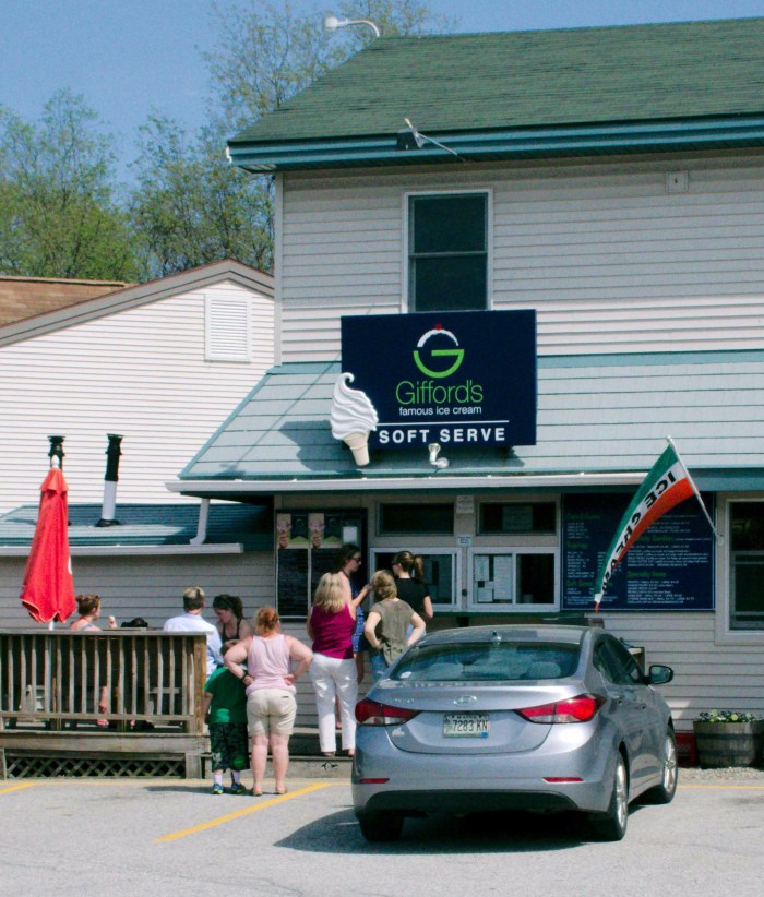 20170519_1521_Giffords